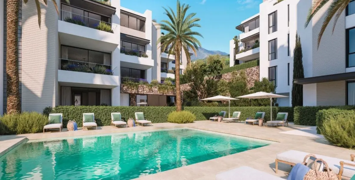 Продажа пентхауса в Estepona 1