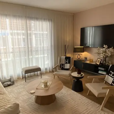 Продажа апартаментов на среднем этаже в Estepona