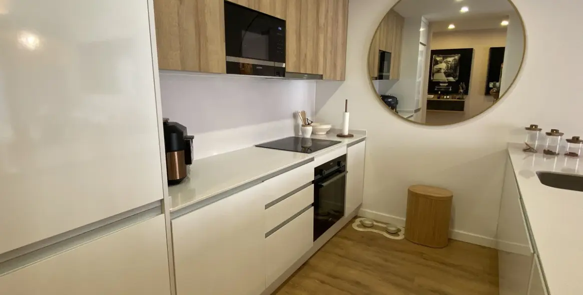 Продажа апартаментов на среднем этаже в Estepona 18