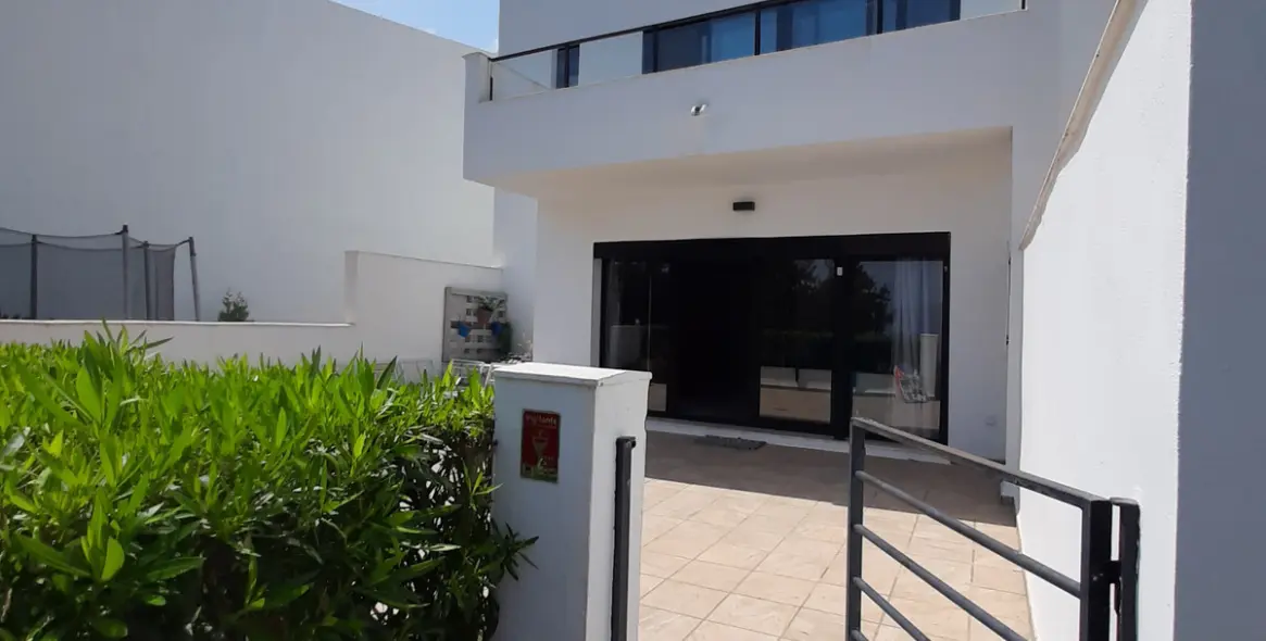 Долгосрочная аренда таунхауса в La Mairena 6