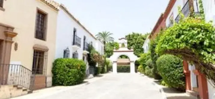 Venta de adosado en Guadalmina Baja 0