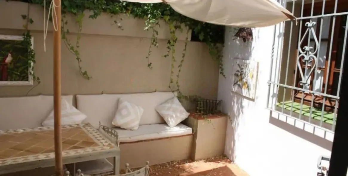 Venta de adosado en Guadalmina Baja 6