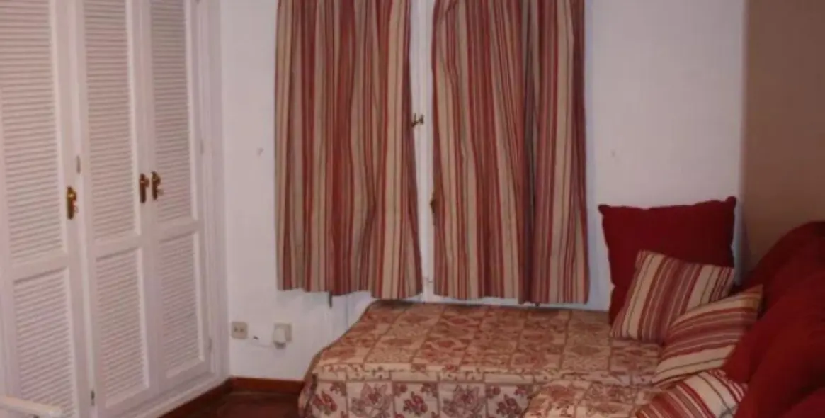 Venta de adosado en Guadalmina Baja 18