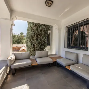 Long-term rent of detached villa in Nueva Andalucía