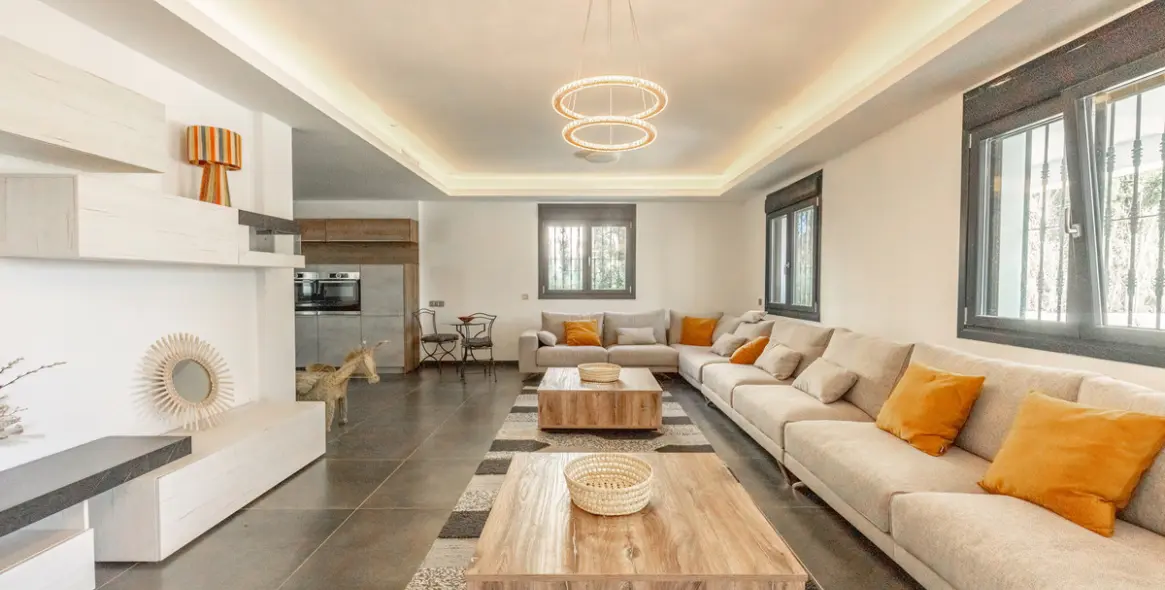 Долгосрочная аренда  отдельно стоящей виллы в Nueva Andalucía 11