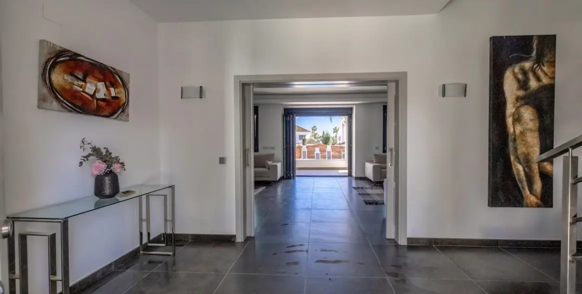 Долгосрочная аренда  отдельно стоящей виллы в Nueva Andalucía 18