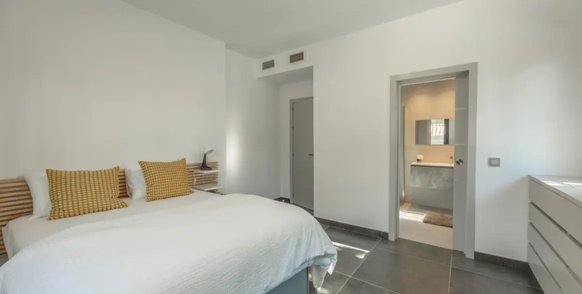 Долгосрочная аренда  отдельно стоящей виллы в Nueva Andalucía 29