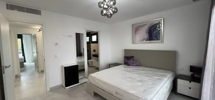 Продажа апартаментов на среднем этаже в Atalaya 4