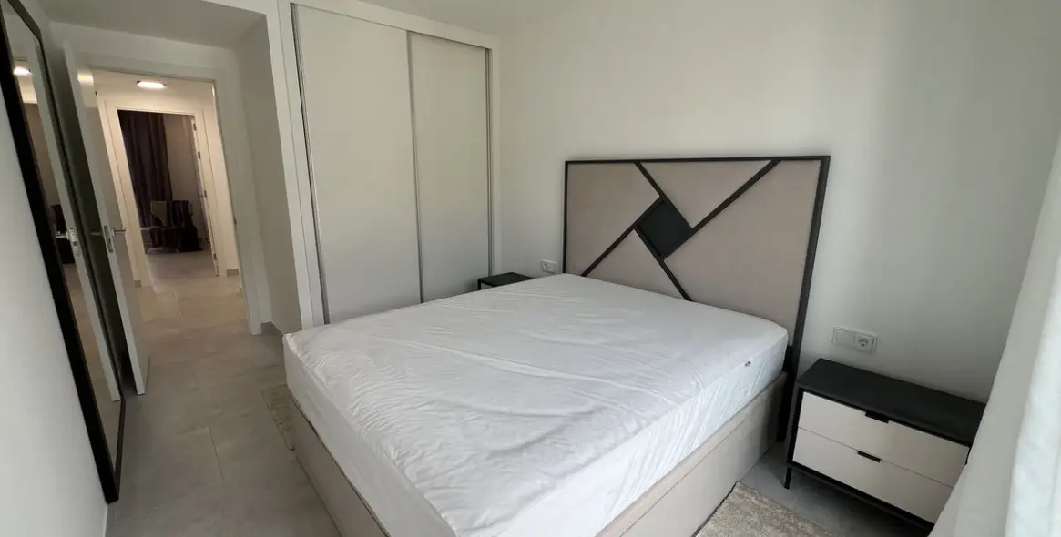 Sale of middle floor apartment in Atalaya 11