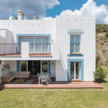 Long-term rent of ground floor apartment in Benahavís