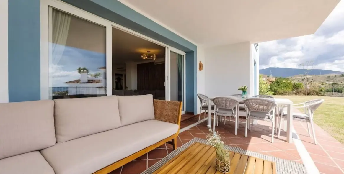 Long-term rent of ground floor apartment in Benahavís 8