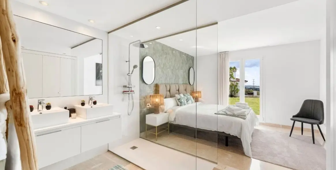 Long-term rent of ground floor apartment in Benahavís 10