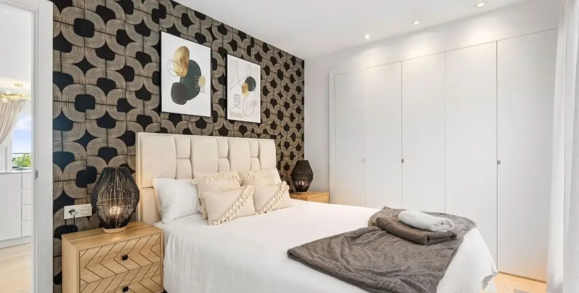 Long-term rent of ground floor apartment in Benahavís 11