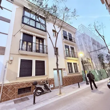 Продажа апартаментов на среднем этаже в Los Boliches