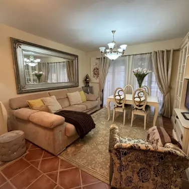 Продажа апартаментов на среднем этаже в Los Boliches