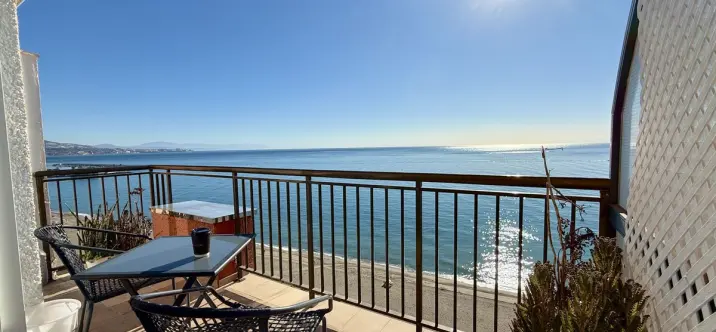 Venta de ático en Fuengirola 0