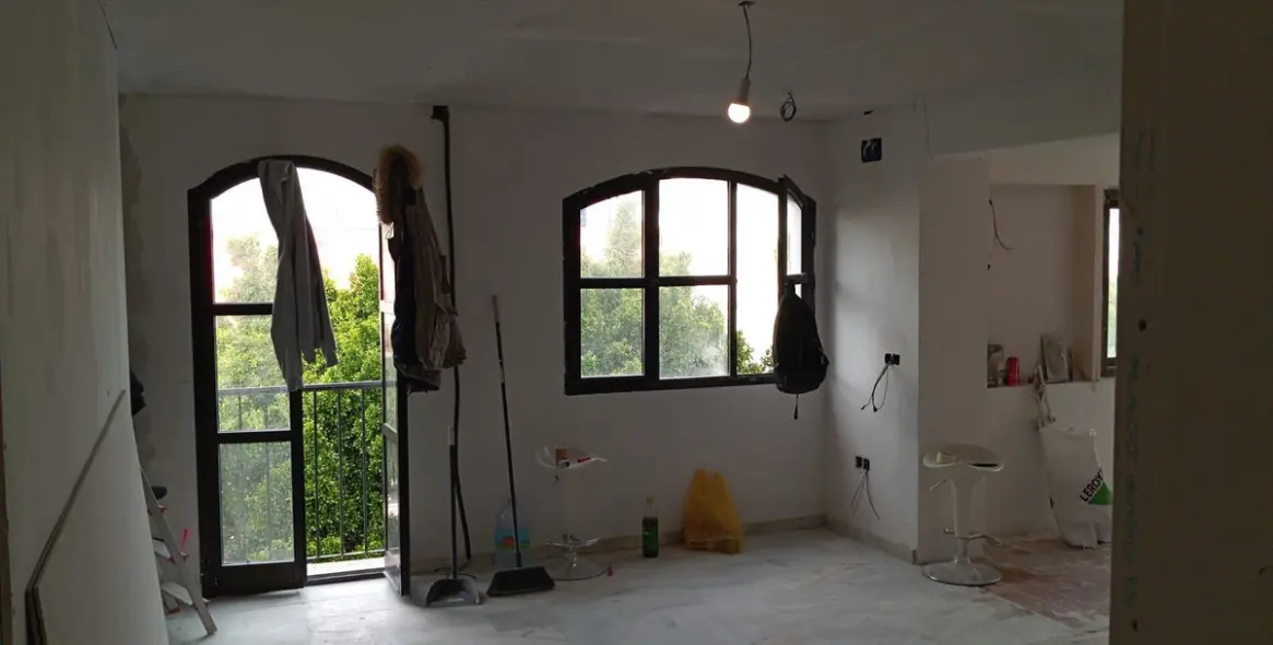 Sale of middle floor apartment in Puerto Banús 2