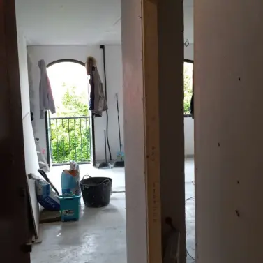 Sale of middle floor apartment in Puerto Banús