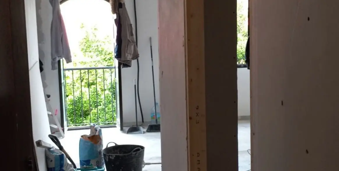 Sale of middle floor apartment in Puerto Banús 6