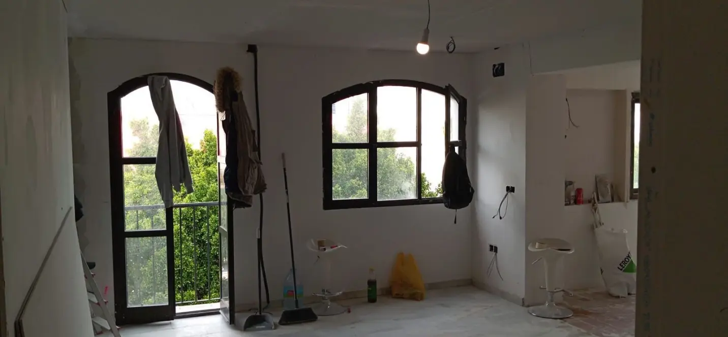 Sale of middle floor apartment in Puerto Banús 1