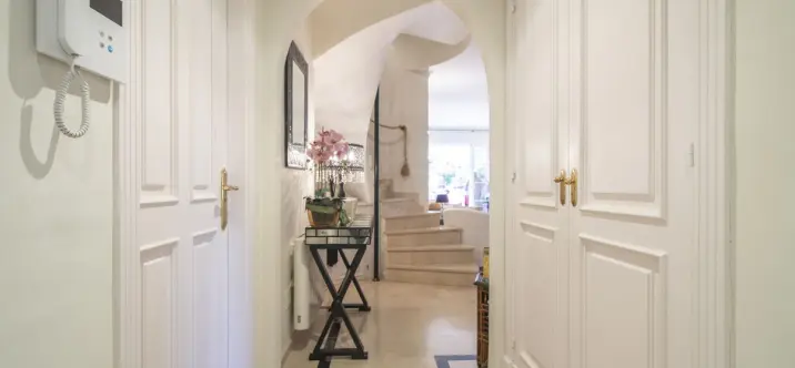 Продажа апартаментов на среднем этаже в Nueva Andalucía 3