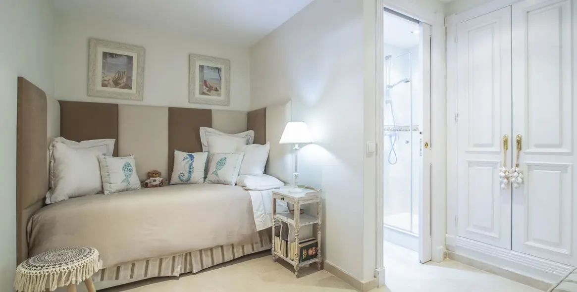 Продажа апартаментов на среднем этаже в Nueva Andalucía 9