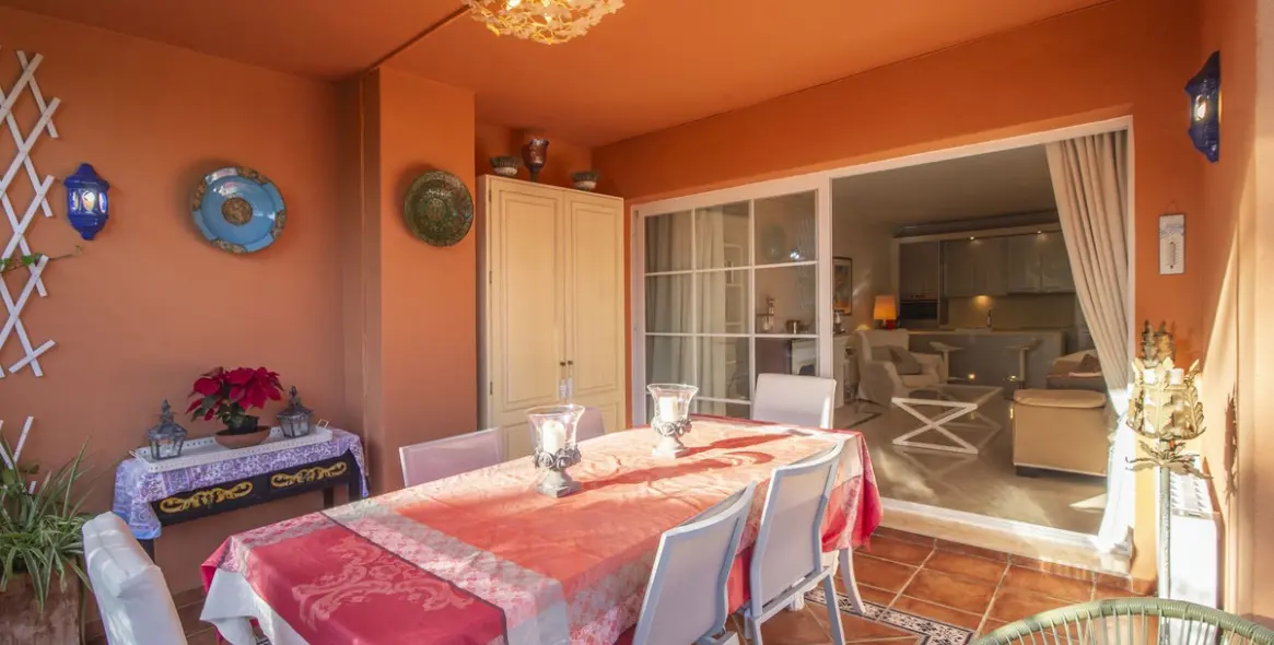 Продажа апартаментов на среднем этаже в Nueva Andalucía 17