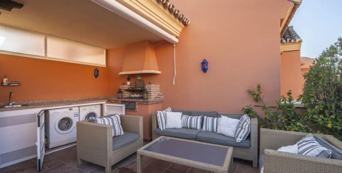 Продажа апартаментов на среднем этаже в Nueva Andalucía 30