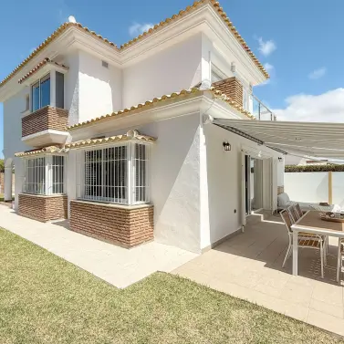 Venta de villa independiente en La Cala Golf