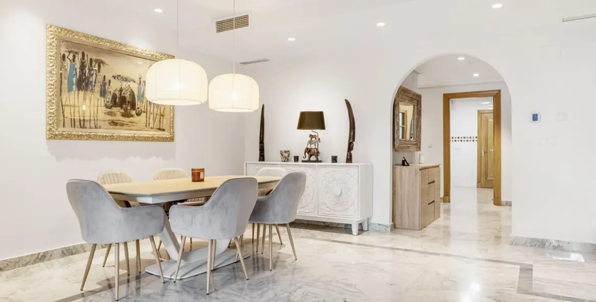 Venta de apartamento en planta baja en The Golden Mile 3