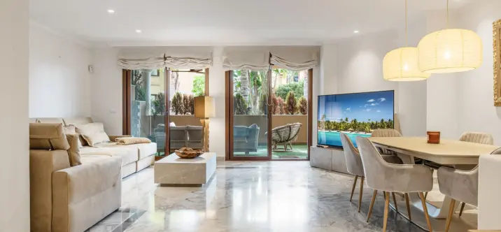 Venta de apartamento en planta baja en The Golden Mile 4