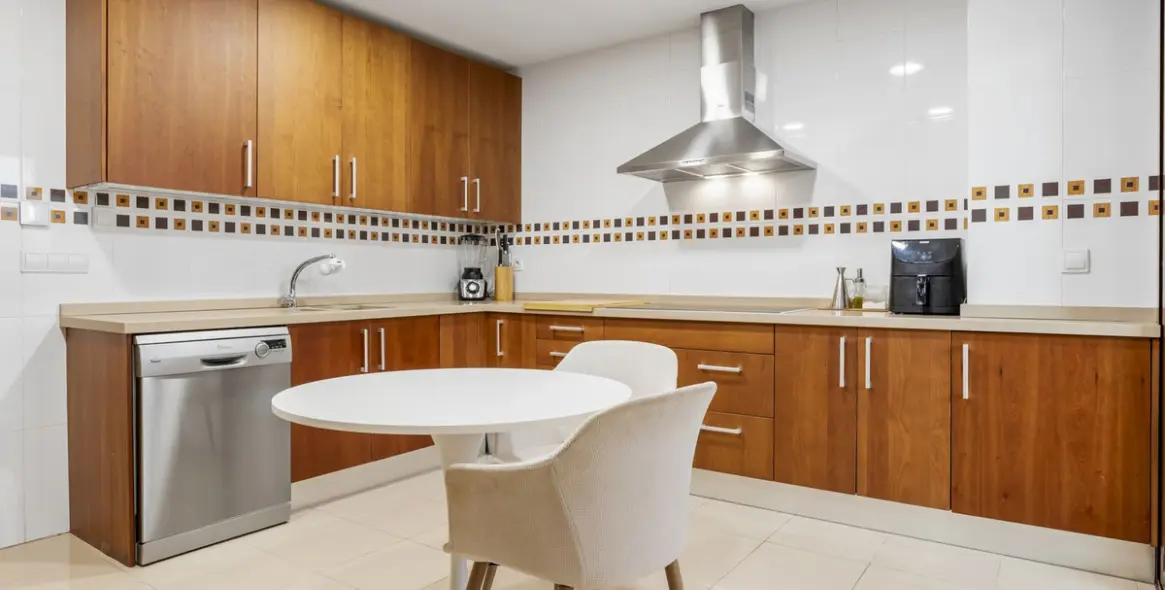 Venta de apartamento en planta baja en The Golden Mile 15