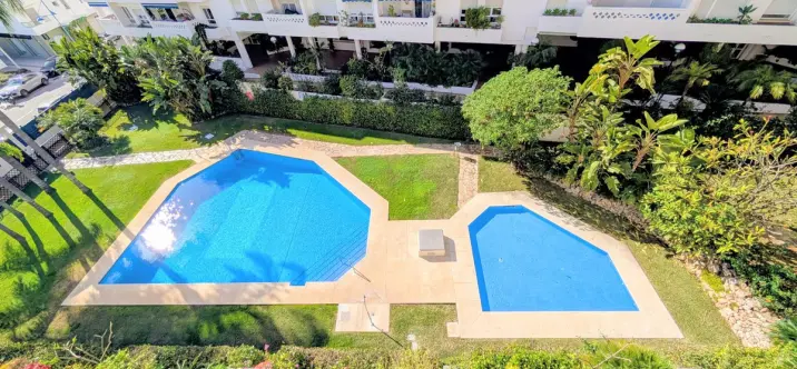 Venta de ático dúplex en San Pedro de Alcántara 1