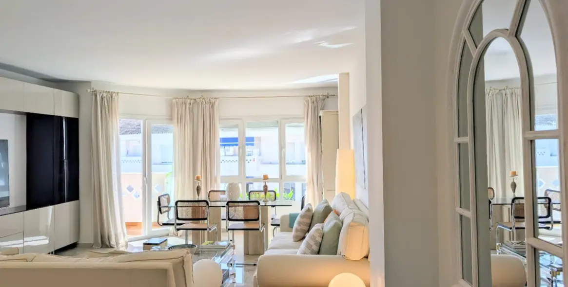 Venta de ático dúplex en San Pedro de Alcántara 4