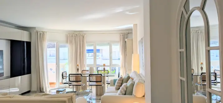 Venta de ático dúplex en San Pedro de Alcántara 3