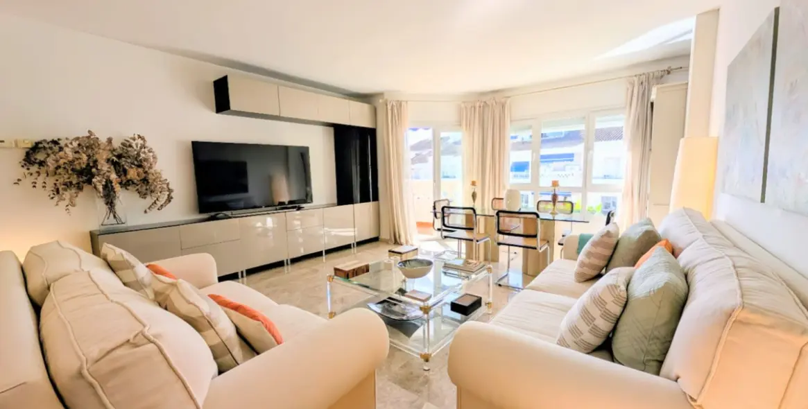 Venta de ático dúplex en San Pedro de Alcántara 5