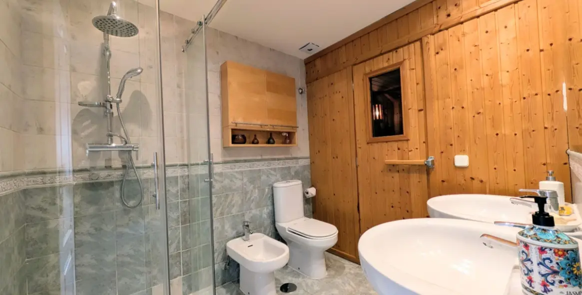 Продажа двухуровневого пентхауса в San Pedro de Alcántara 29