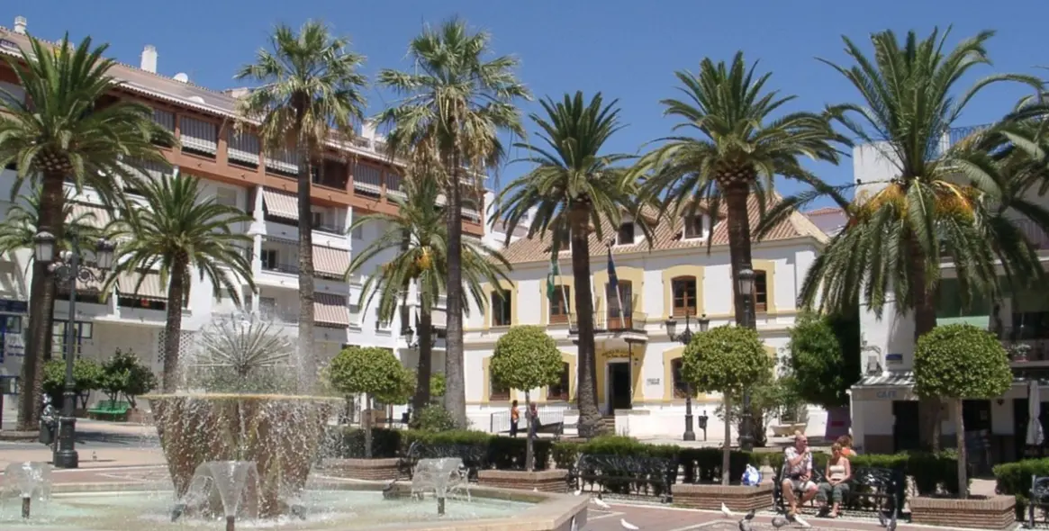 Sale of penthouse duplex in San Pedro de Alcántara 28