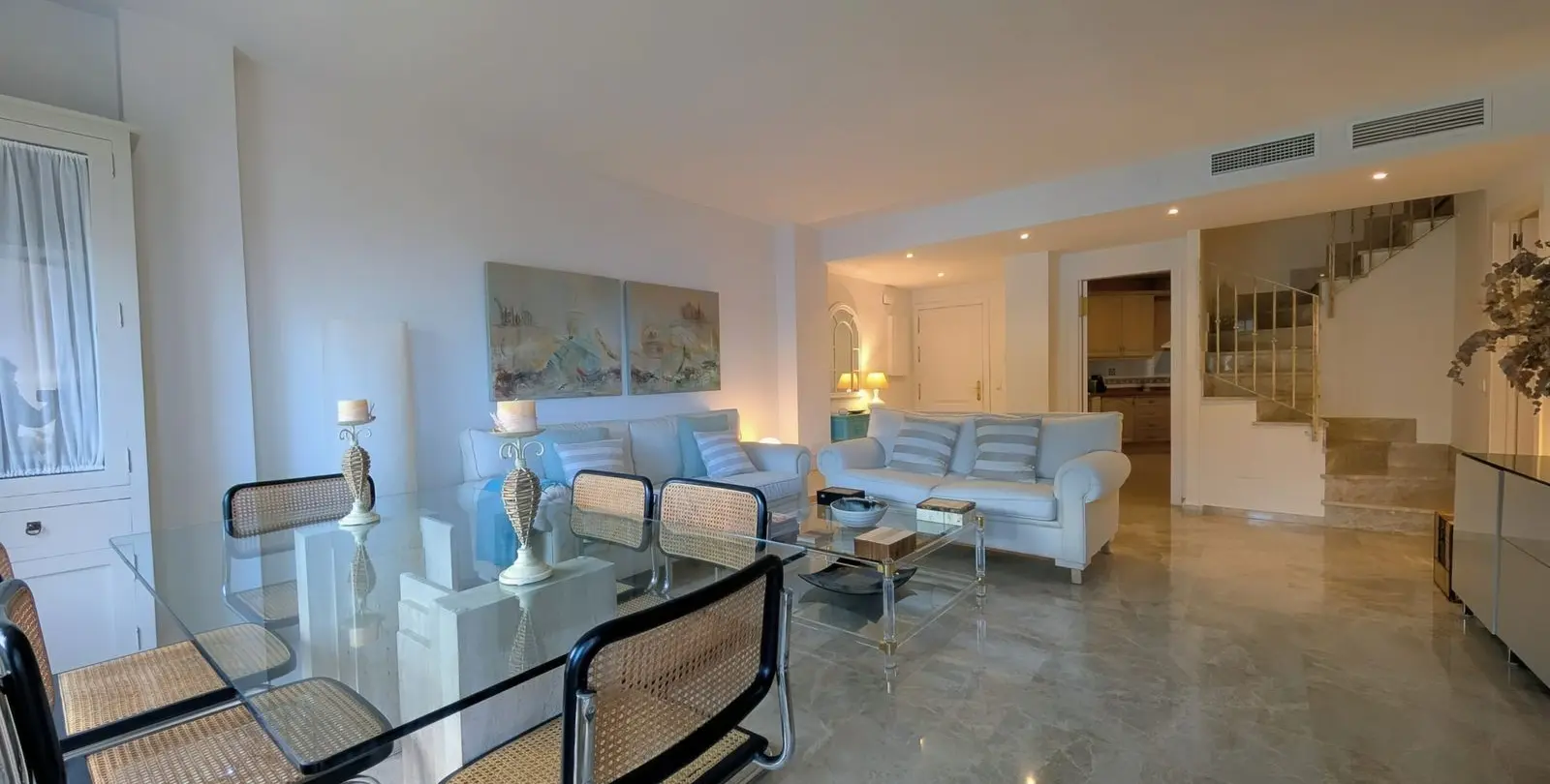 Продажа двухуровневого пентхауса в San Pedro de Alcántara 4