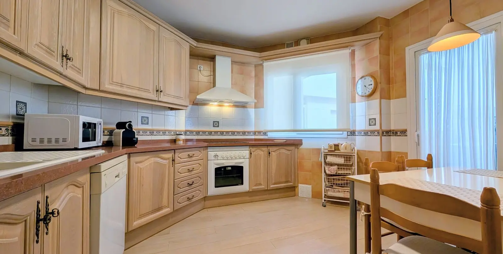 Продажа двухуровневого пентхауса в San Pedro de Alcántara 8