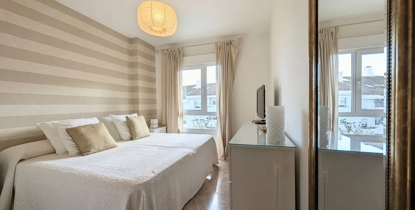 Продажа двухуровневого пентхауса в San Pedro de Alcántara 10