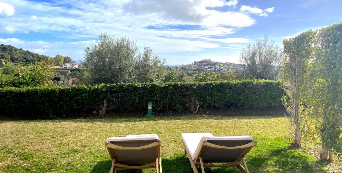 Venta de adosado en La Quinta 18