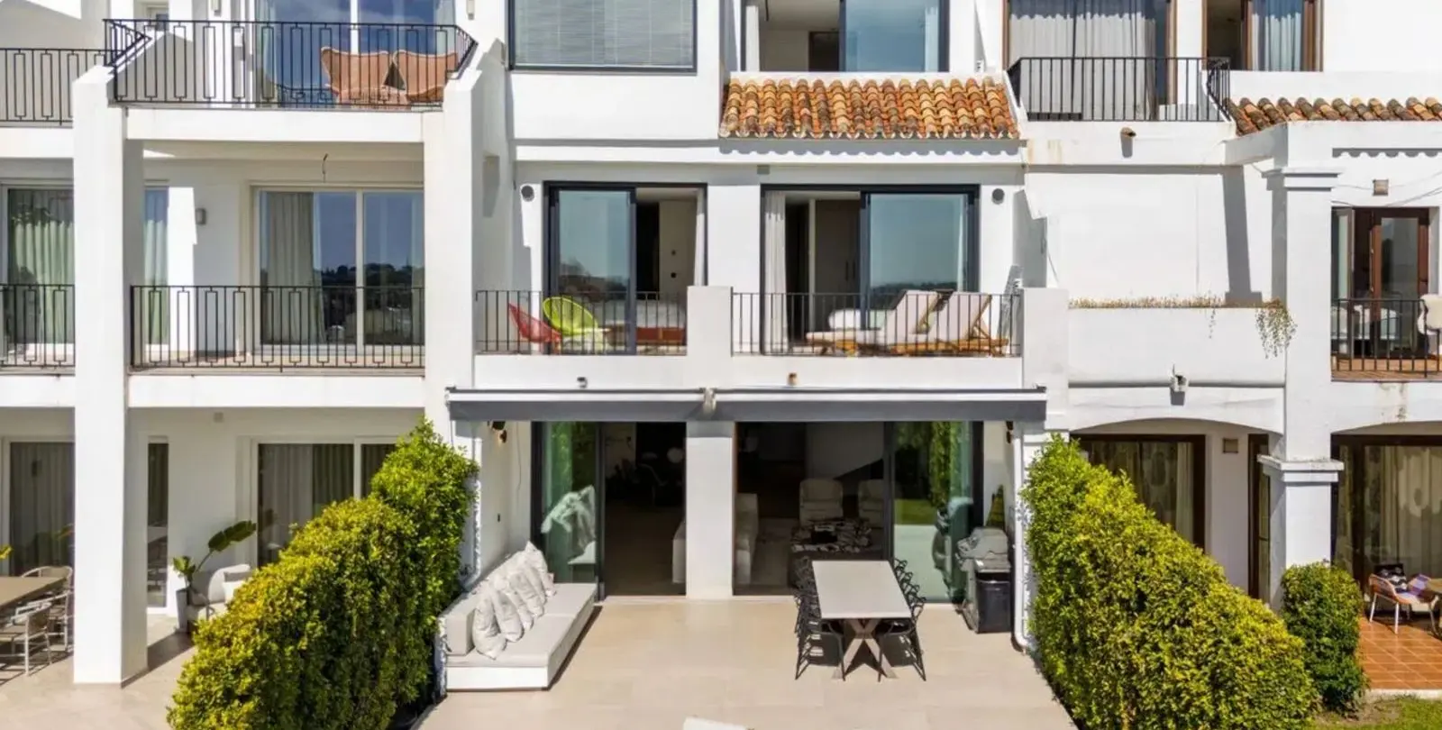Sale of townhouse in La Quinta 2