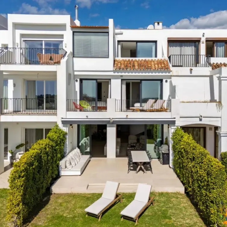 Venta de adosado en La Quinta