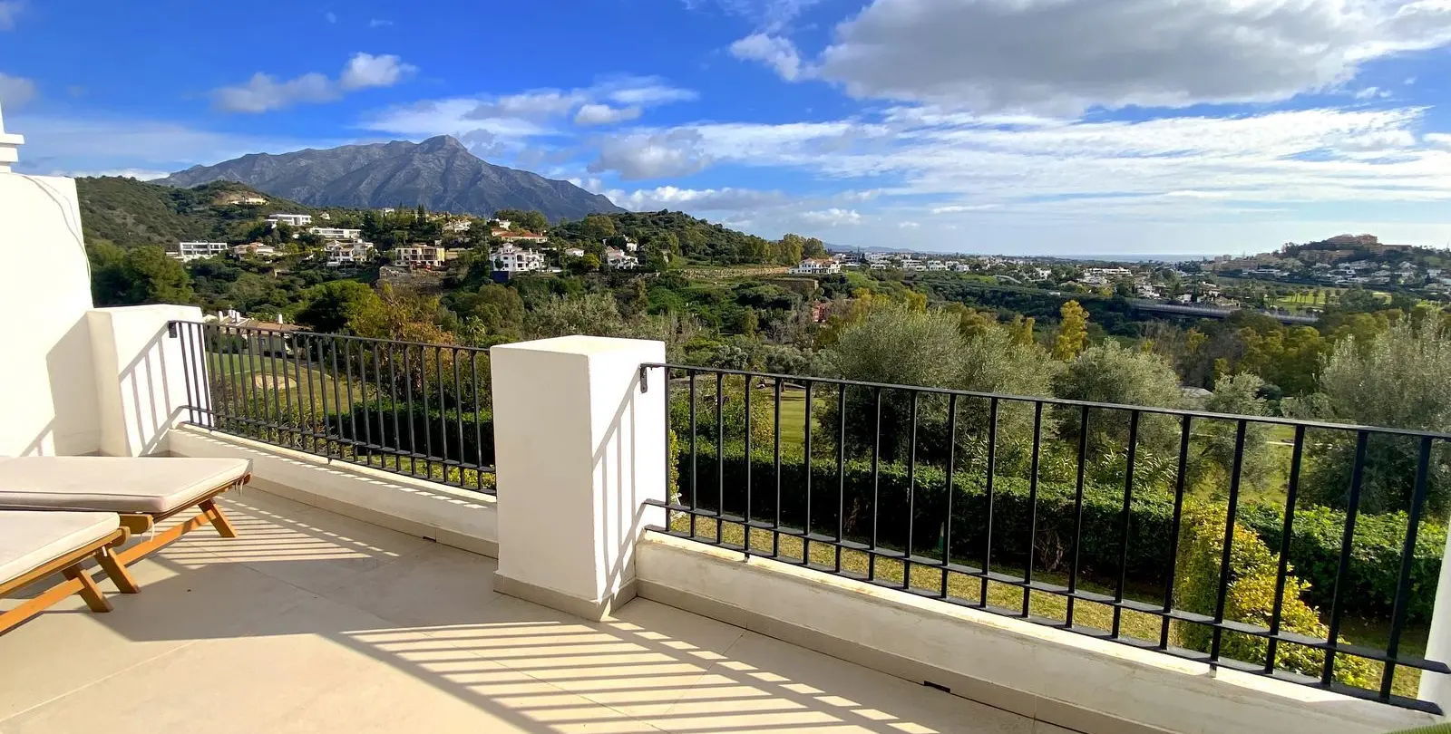 Sale of townhouse in La Quinta 28