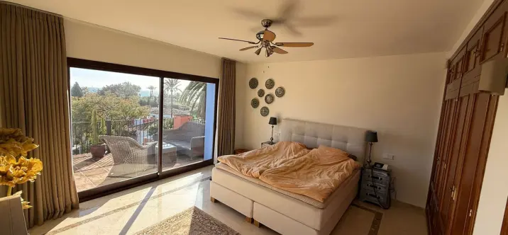 Venta de villa independiente en Artola 3