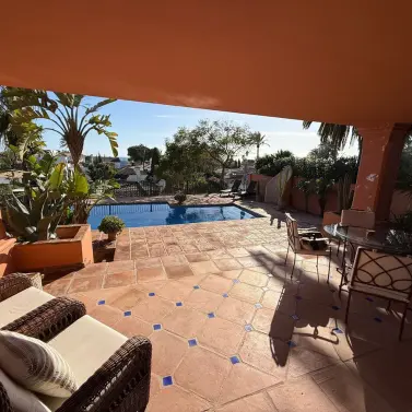 Venta de villa independiente en Artola