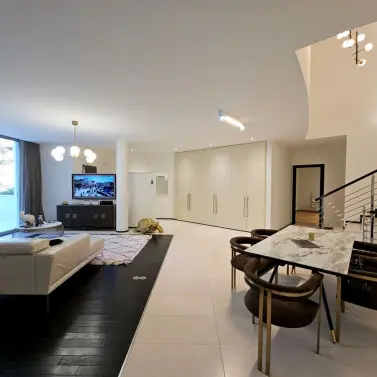 Venta de casa pareada en Sierra Blanca