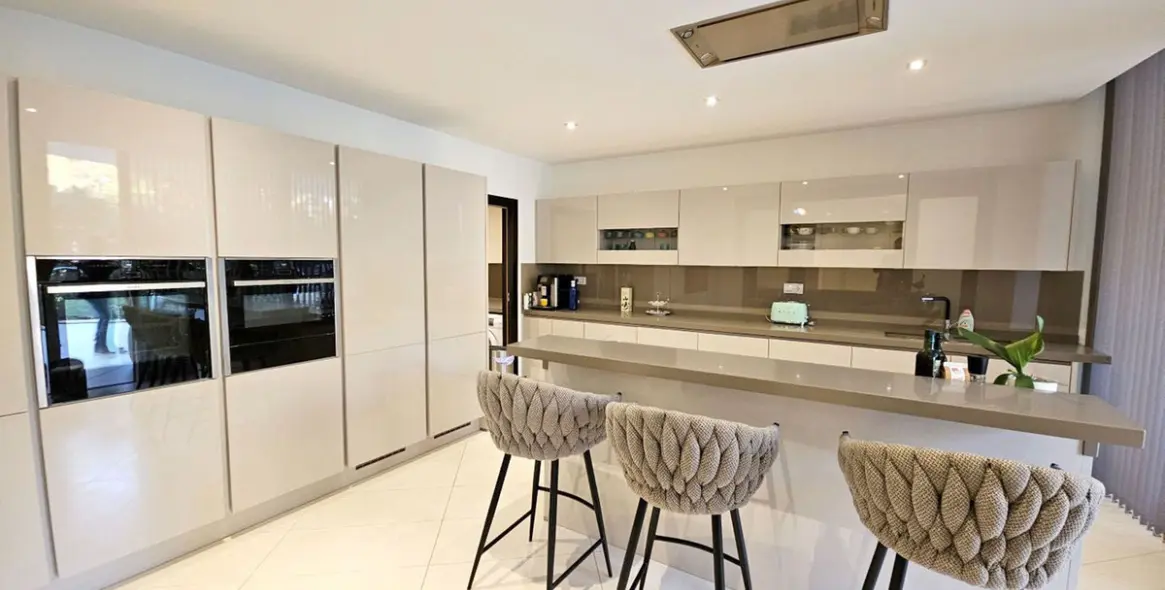 Venta de casa pareada en Sierra Blanca 8