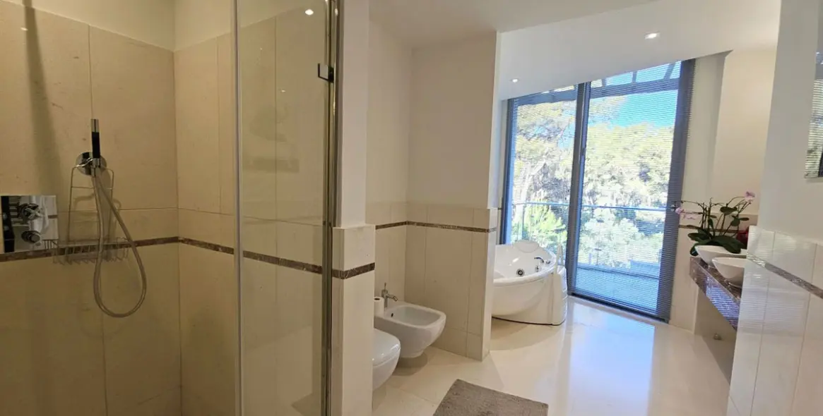 Venta de casa pareada en Sierra Blanca 13